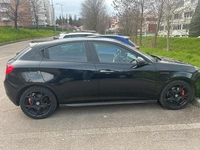 Usata Alfa Romeo Giulietta Veloce 240 CV (176 kW) 2018 Nero Utilitaria