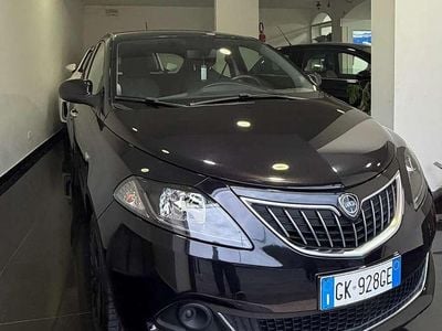 Begagnad Lancia Ypsilon