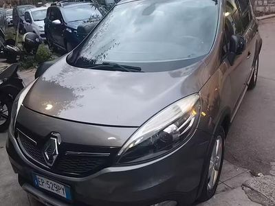 Usata Renault Scénic III 110 CV (80 kW) 2013 Grigio Monovolume