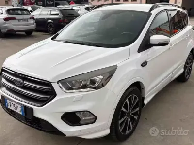Usata Ford Kuga ST-Line 179 CV (131 kW) 2019 Bianco SUV