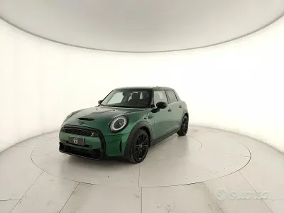 Usata Mini Cooper S Classic 178 CV (130 kW) 2023 Verde Utilitaria