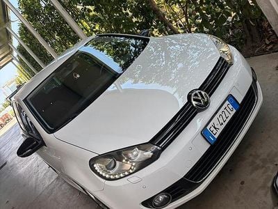 Usata VW Golf VI 105 CV (77 kW) 2011 Bianco Utilitaria