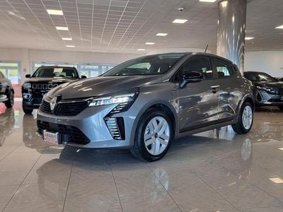 Nuova Renault Clio V Evolution 100 CV (73 kW) 2025 Grigio Berlina