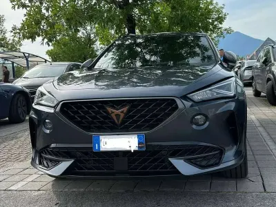 Usata Cupra Formentor 150 CV (110 kW) 2023 Blu/azzurro SUV