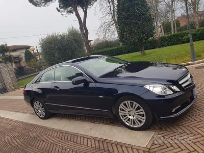 Usata Mercedes E250 2009 Blu Coupé