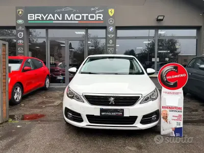 Begagnad Peugeot 308 Business-Line 102 HK (75 kW) 2020 Vit Kombi