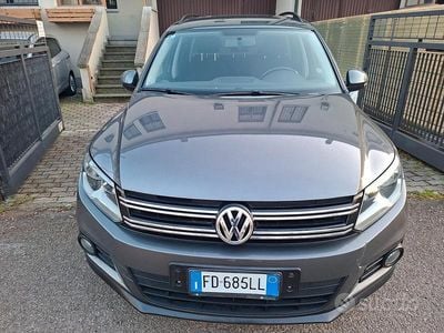 Gebraucht VW Tiguan 110 PS (80 kW) 2016 Grau SUV