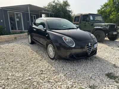 Gebraucht Alfa Romeo MiTo Distinctive 85 PS (62 kW) 2014 Schwarz Kleinwagen