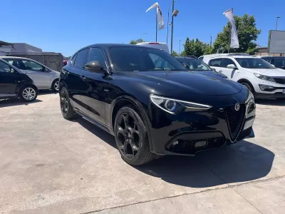 Usata Alfa Romeo Stelvio Estrema 209 CV (153 kW) 2022 Nero SUV