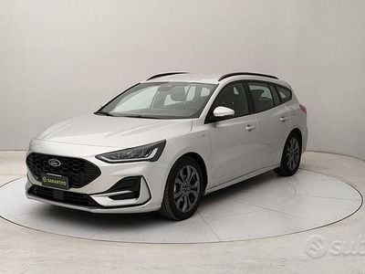 Usata Ford Focus ST-Line 125 CV (91 kW) 2023 Grigio Station wagon
