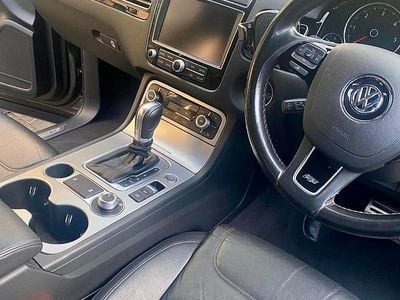 Usata VW Touareg 240 CV (176 kW) 2015 Grigio SUV