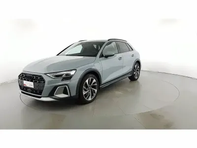Usata Audi A3 e-tron 204 CV (150 kW) 2025 Grigio freccia perlato Utilitaria