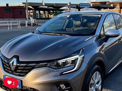 Grigio Usata 2023 Renault Captur SUV | 15.500 € (Ottimo prezzo)