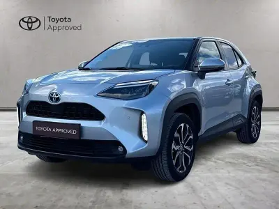 Usata Toyota Yaris Cross Trend 116 CV (85 kW) 2022 Argento SUV
