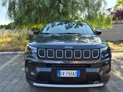 Usata Jeep Compass 131 CV (96 kW) 2024 Grigio SUV