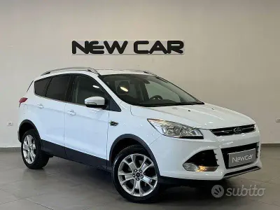 Usata Ford Kuga Titanium 150 CV (110 kW) 2015 Bianco SUV