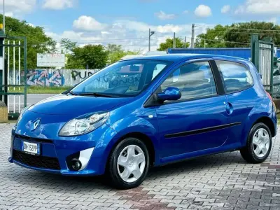 Usata Renault Twingo Privilege 76 CV (55 kW) 2008 Blu/azzurro Utilitaria