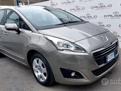 Brugt Peugeot 5008 Allure 120 HK (88 kW) 2015 Brun MPV
