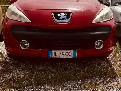 Usata Peugeot 207 109 CV (80 kW) 2007 Rosso Berlina