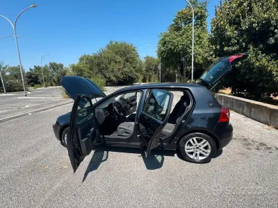 Usata VW Golf V 105 CV (77 kW) 2007 Nero Berlina