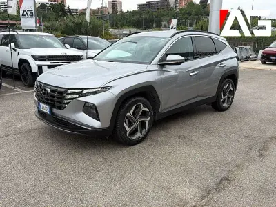 Käytetty Hyundai Tucson 230 HP (169 kW) 2022 Harmaa Katumaasturi