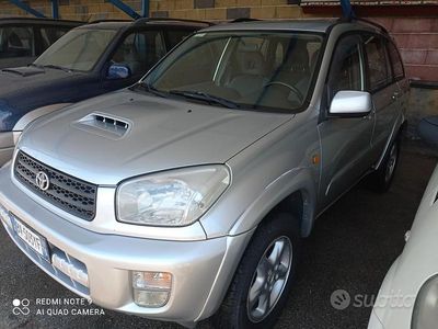 Usata Toyota RAV4 Sol 116 CV (85 kW) 2002 Grigio SUV