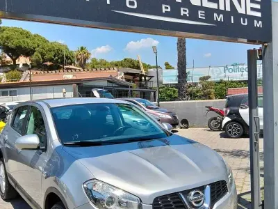 Usata Nissan Qashqai Acenta 110 CV (80 kW) 2011 Grigio SUV
