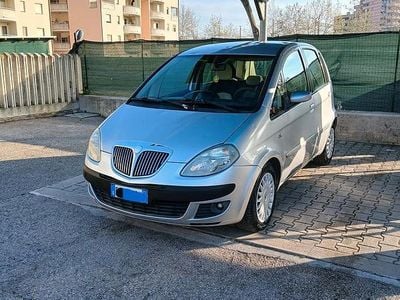 Usata Lancia Musa 2006 Grigio Monovolume