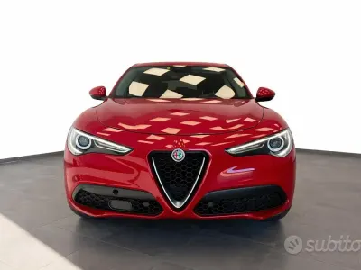 Usata Alfa Romeo Stelvio Executive 190 CV (139 kW) 2019 Rosso SUV