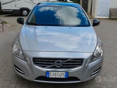 Usata Volvo V60 163 CV (119 kW) 2011 Grigio Station wagon