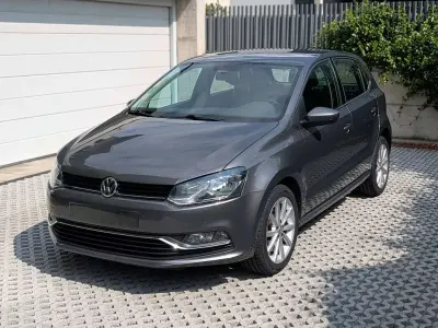 Usata VW Polo Highline 90 CV (66 kW) 2017 Grigio Berlina