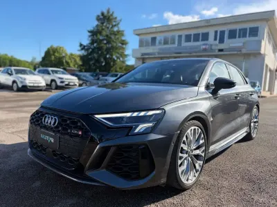 Usata Audi RS3 400 CV (294 kW) 2024 Grigio Berlina