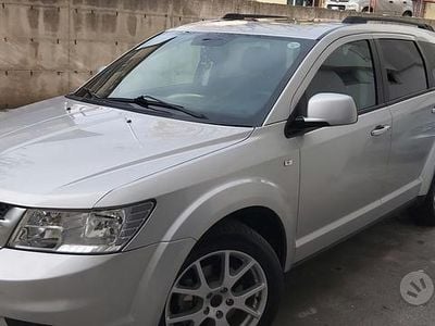 Usata Fiat Freemont 170 CV (125 kW) 2013 Grigio SUV