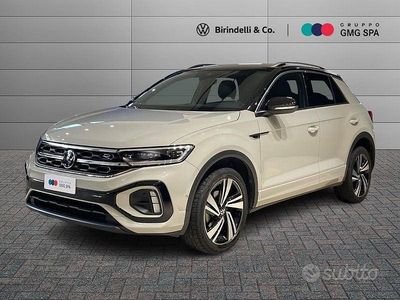 Usata VW T-Roc R-line 110 CV (80 kW) 2023 Grigio SUV