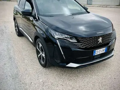 Usata Peugeot 3008 Active 131 CV (96 kW) 2021 SUV