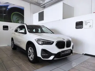 Käytetty BMW X1 Advantage 125 HP (91 kW) 2021 Valkoinen Katumaasturi