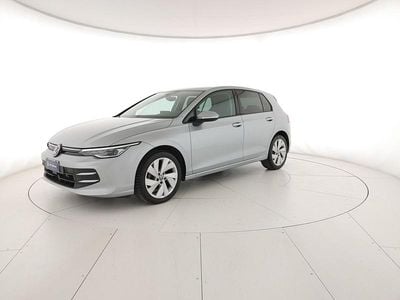 Usata VW Golf VIII Life 150 CV (110 kW) 2024 Dolomite silver metallizzato Berlina