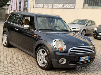 Usata Mini Cooper Clubman Chili 120 CV (88 kW) 2008 Nero Station wagon