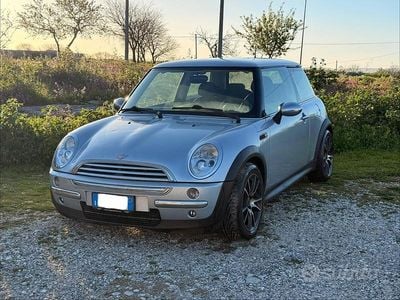Usata Mini One D 75 CV (55 kW) 2004 Grigio Utilitaria