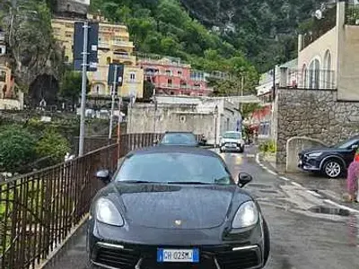 Usata Porsche 718 Boxster 300 CV (220 kW) 2021 Nero Cabrio