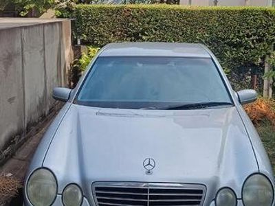 usata Mercedes E200 classekompressor anno 2003 metano