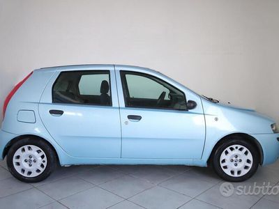 usata Fiat Punto Punto 1.2i cat 5 porte