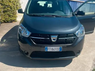 Usata Dacia Lodgy 109 CV (80 kW) 2019 Monovolume