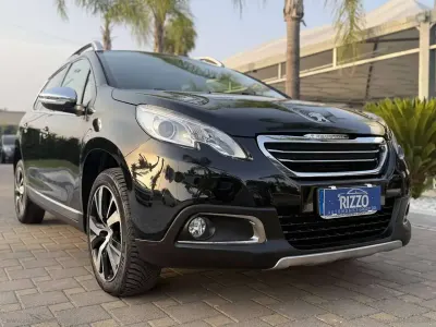 Usata Peugeot 2008 Allure 120 CV (88 kW) 2015 Grigio SUV