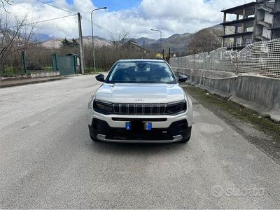 Usata Jeep Avenger Altitude 100 CV (73 kW) 2023 Nero SUV