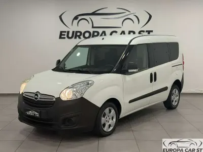 Usata Opel Combo 95 CV (69 kW) 2016 Bianco Monovolume