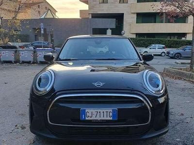 Usata 2022 Mini Cooper Classic Utilitaria | 21.500 € (Buon prezzo)