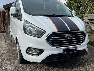 Usata Ford Tourneo Custom 125 CV (91 kW) 2021 Bianco Furgone