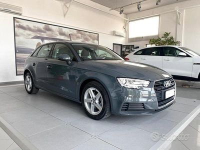 Usata Audi A3 Business 150 CV (110 kW) 2020 Grigio Berlina