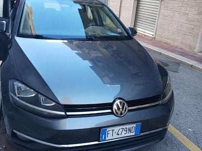 Usata VW Golf VII Business 116 CV (85 kW) 2018 Grigio Berlina